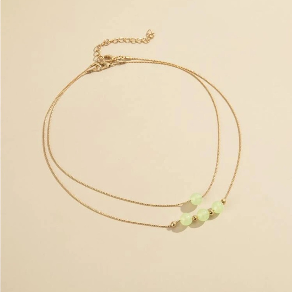 Eye-catching Glowing Gold chain layered necklace - Picture 4 of 5